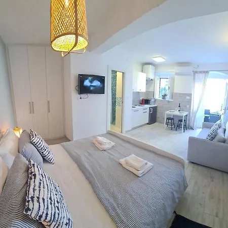 Marella Apartmán *